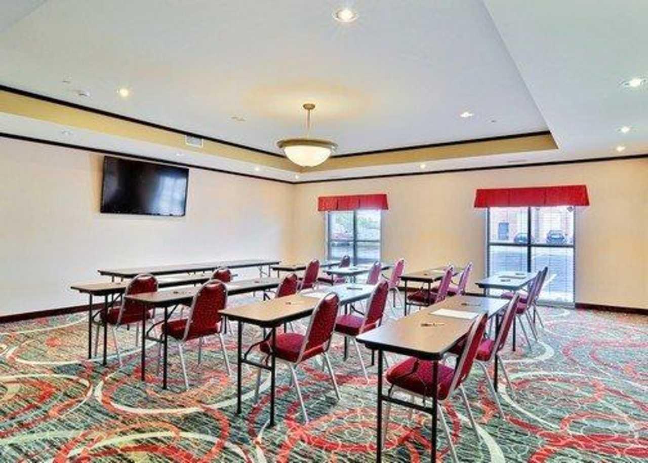 Comfort Suites Uniontown Ngoại thất bức ảnh
